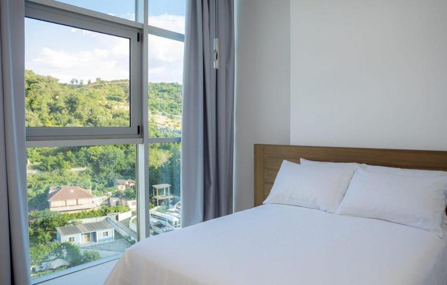 Sky Hotel Shkodër Esterno foto