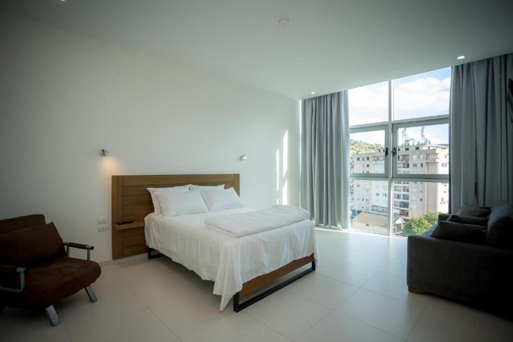 Sky Hotel Shkodër Esterno foto